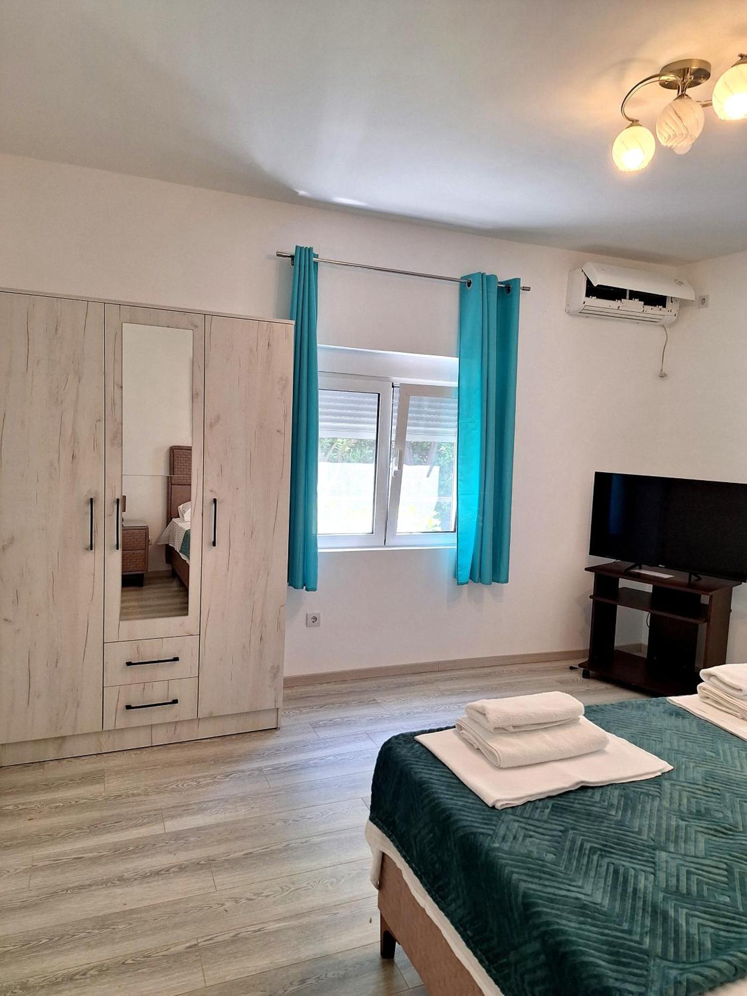 Apartmani Hortenzija Budva Ruang foto